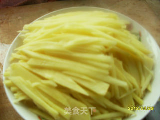 辣炒土豆丝的做法步骤：2