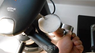 卡布基诺+焦糖玛奇朵的做法步骤：6