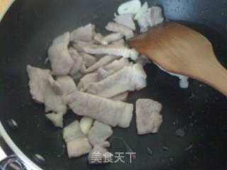 青椒炒肉片的做法步骤：3