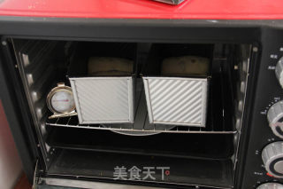 蜂蜜葡萄干吐司面包的做法步骤：7
