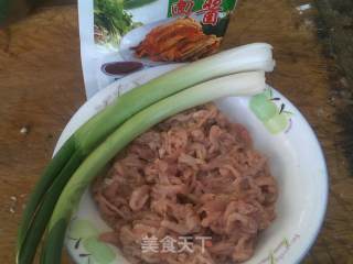 打油卖油版“京酱肉丝”的做法步骤：1