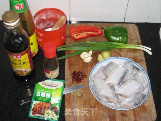 干香带鱼的做法步骤：1