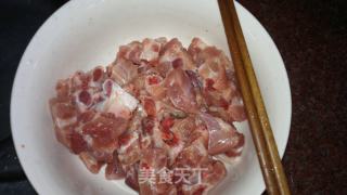 芋头蒸排骨的做法步骤：1
