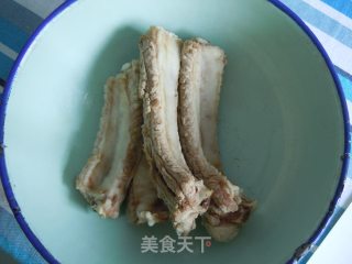 锡纸酱烤排骨的做法步骤：2