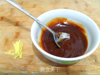 蘑菇的另类吃法——素版京酱肉丝的做法步骤：4