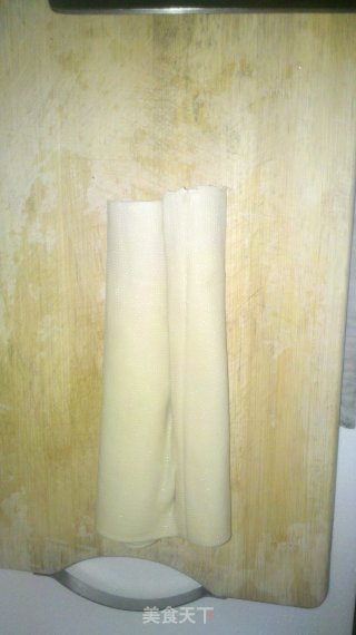 凉拌豆腐皮韭菜的做法步骤：1