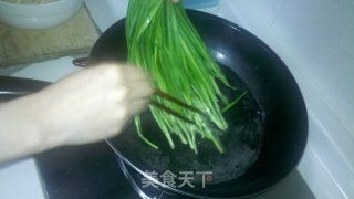凉拌豆腐皮韭菜的做法步骤：3