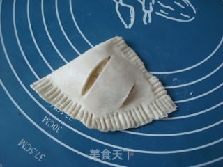 茶餐厅热卖的点心——千层榴莲酥的做法步骤：5