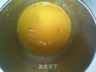 DIY戚风蛋糕的做法步骤：8