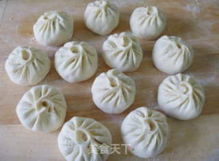 【百变面食】换个方法吃包子---韭菜鸡蛋水煎包的做法步骤：10