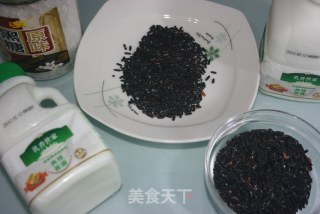 養生紫米奶的做法步骤：1