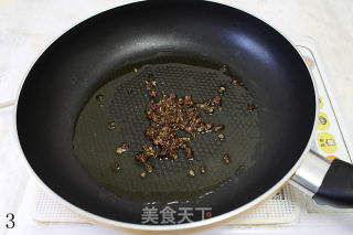 简易素食版手撕包菜，只用一味调味料的做法步骤：3