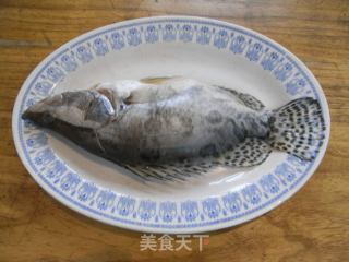 烤鱼的做法步骤：1