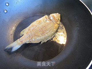 海鱼焖老节瓜的做法步骤：2