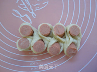 火腿芝麻香葱面包的做法步骤：7