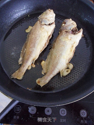 【酱香浓郁，鱼肉入味 】酱香白果鱼的做法步骤：8