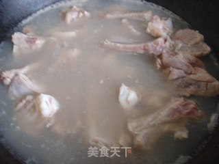 排骨之红烧排骨的做法步骤：1