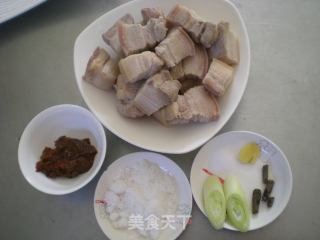 酱香红烧肉的做法步骤：2