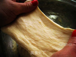 金贝壳餐包的做法步骤：3