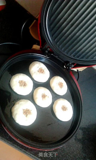 午后小点心——豆沙杏仁芝麻饼的做法步骤：14