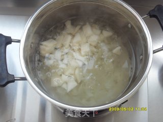 银耳炖梨的做法步骤：7