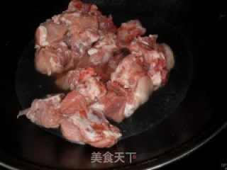 小排玉米汤的做法步骤：1