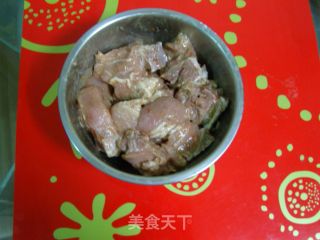 秘制可乐红烧骨的做法步骤：3