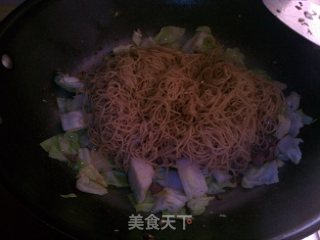 包菜炒面的做法步骤：9