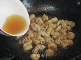 洋葱大肠煲的做法步骤：6