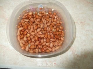 蒜香花生的做法步骤：2