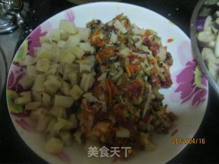 茄子杂炒的做法步骤：1