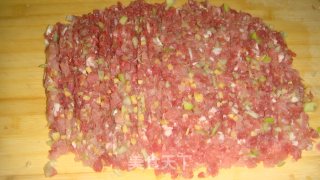 藕肉水饺的做法步骤：2
