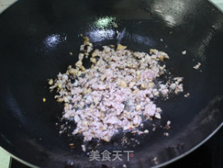 快手家常菜——香菇肉末炒冬瓜的做法步骤：4