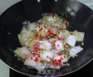 快手家常菜——香菇肉末炒冬瓜的做法步骤：7