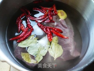 正宗兰州牛肉面的做法步骤：5