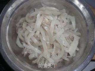 美容养颜菜—凉拌猪皮的做法步骤：3