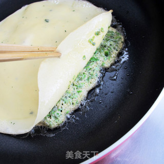 香椿蛋卷：立夏吃了蛋热天不疰夏的做法步骤：8