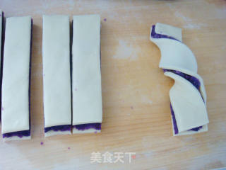 紫色情怀——紫薯棒棒卷的做法步骤：8