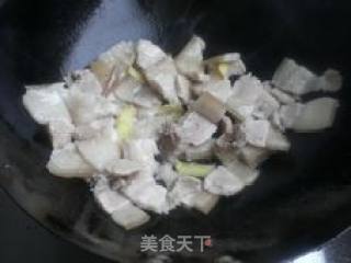 回锅肉的做法步骤：5