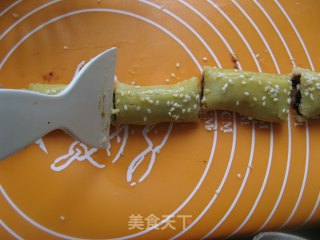 【春天的故事】——自制健康小零食【黄金枣泥酥】的做法步骤：9
