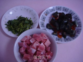 皮蛋廋肉粥的做法步骤：3