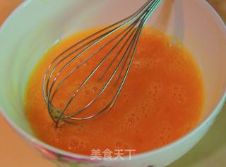 青椒银鱼炒蛋的做法步骤：4