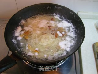 最是怀念的美味-大碗油渣肉丝面的做法步骤：18
