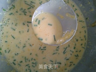 超简单葱香鸡蛋煎饼的做法步骤：4