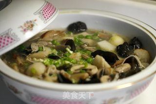 菌菇毛芋汤的做法步骤：11