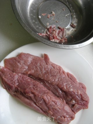 香葱里脊卷的做法步骤：2