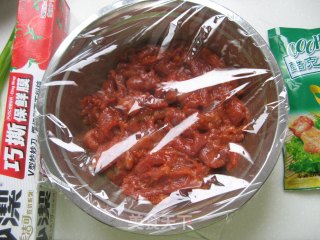香葱里脊卷的做法步骤：6