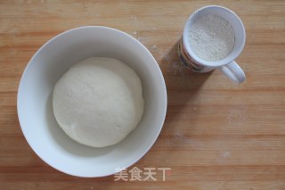 自制喷香葱油饼———有很多层哦~的做法步骤：1