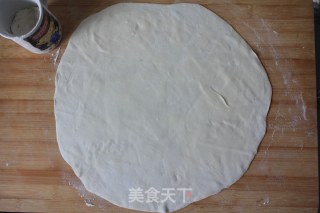 自制喷香葱油饼———有很多层哦~的做法步骤：4