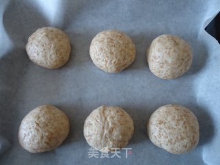 全麦面包的做法步骤：8